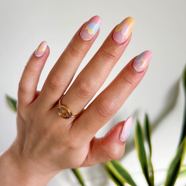 47 Best Spring Nails That Goes With Everything — Mixed Pastel Abstract Nail Art