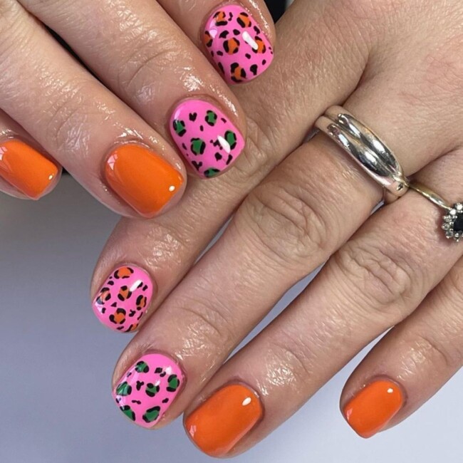 38 Short Summer Nails 2022 — Pink Leopard & Orange Short Summer Nails