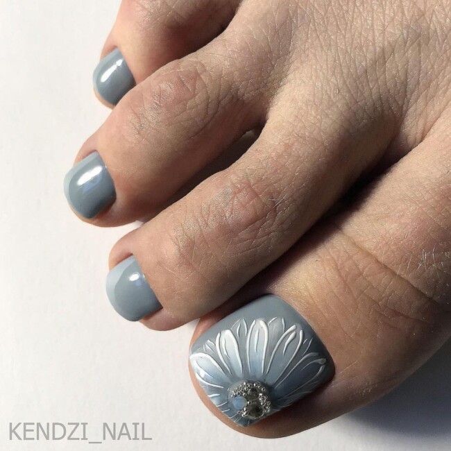 72 Cute Toe Nail Designs — Flower Painted Pedicure