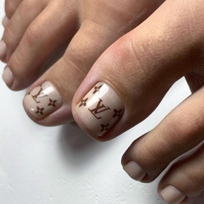 72 Cute Toe Nail Designs — Louis Vuitton Pedicure