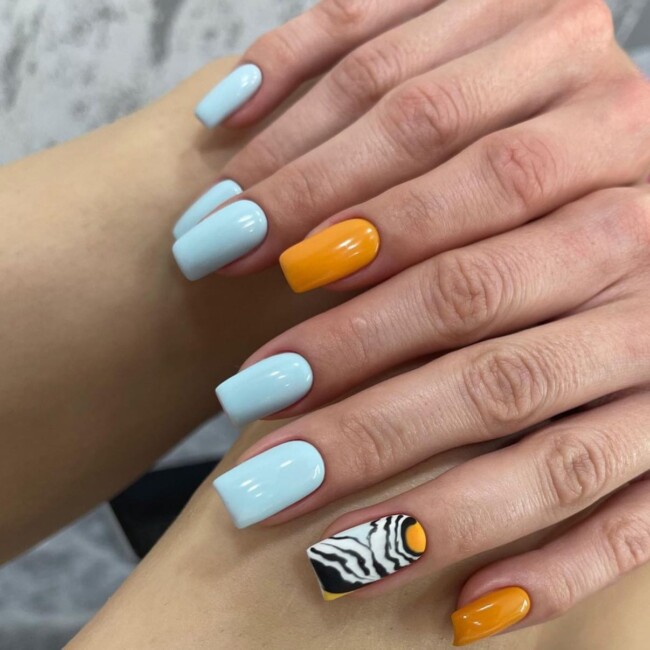 38 Short Summer Nails 2022 — Blue & Mustard Short Summer Nails