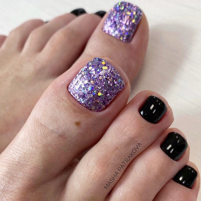 72 Cute Toe Nail Designs — Glitter Purple and Black Pedicure