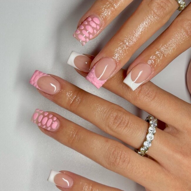 44 Trendy Pink Nails For Every Outfit — Pink Crocodile Print Nail Art