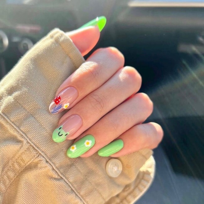 47 Best Spring Nails That Goes With Everything — Daisy, Flower Pastel Green Nails