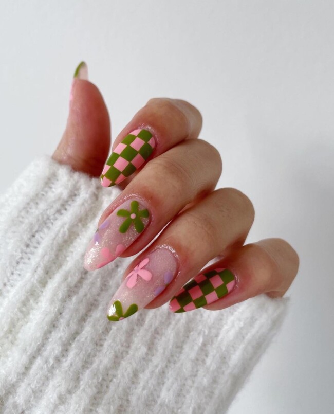 47 Best Spring Nails That Goes With Everything — Green and Pink Almond Nail Art