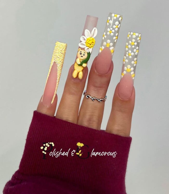 47 Best Spring Nails That Goes With Everything — Acrylic Daisy Clear Tip Nail Art