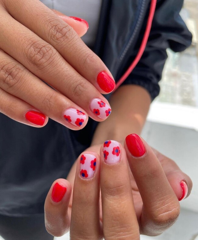 47 Best Spring Nails That Goes With Everything — Flower Red Short Nail Art