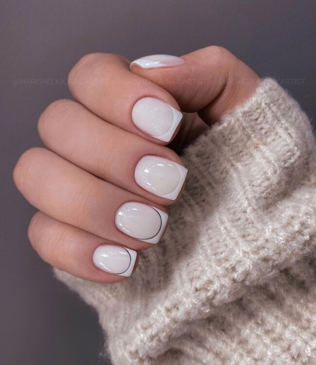 35 Modern Simple French Tip Nails — Double French Black and White