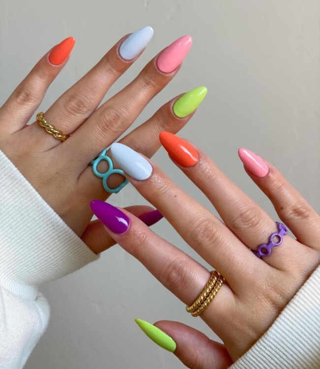 summer nail colors, summer nail colors 2022, nail colours summer 2022, trending nail colors 2022, 2022 nail colors by month, late summer nail colors, summer nail polish colors, popular nail colors summer 2022