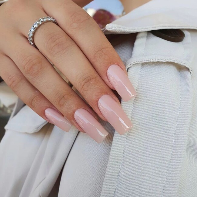 40 Nude Nail Designs For Any Occasion — Acrylic Simple Nude Nail Art