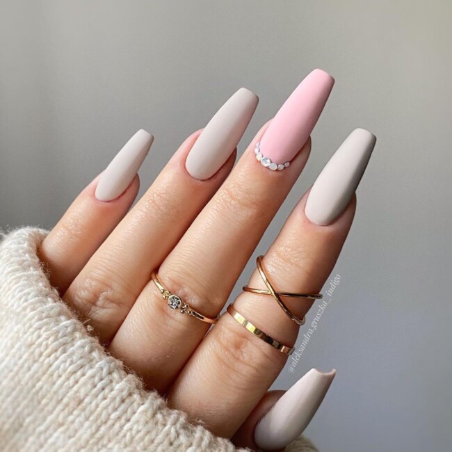 40 Nude Nail Designs For Any Occasion — Mixed Neural Nail Art