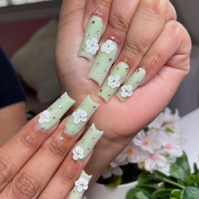 42 Hottest Acrylic Spring Nail Designs — Pastel Green Nails with White Flowers