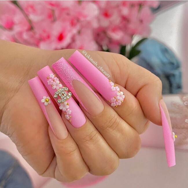 42 Hottest Acrylic Spring Nail Designs — Pink Acrylic Nails with Flower & Chanel