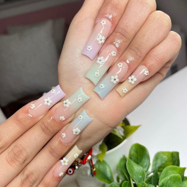 42 Hottest Acrylic Spring Nail Designs — Soft Ombre Nail Design