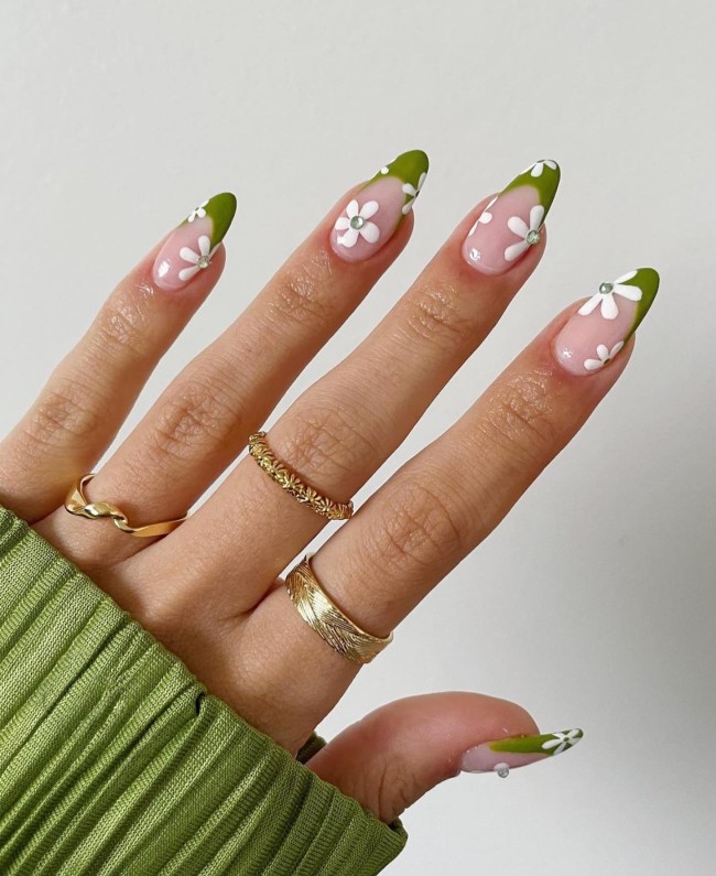 30 Best Spring Nail Colors and Designs — spring nail designs 2022, spring nail ideas, spring nail colors, 2022 spring nail colors, spring nail colors for pale skin, spring nail art, spring nail art 2022, nail art designs 2022