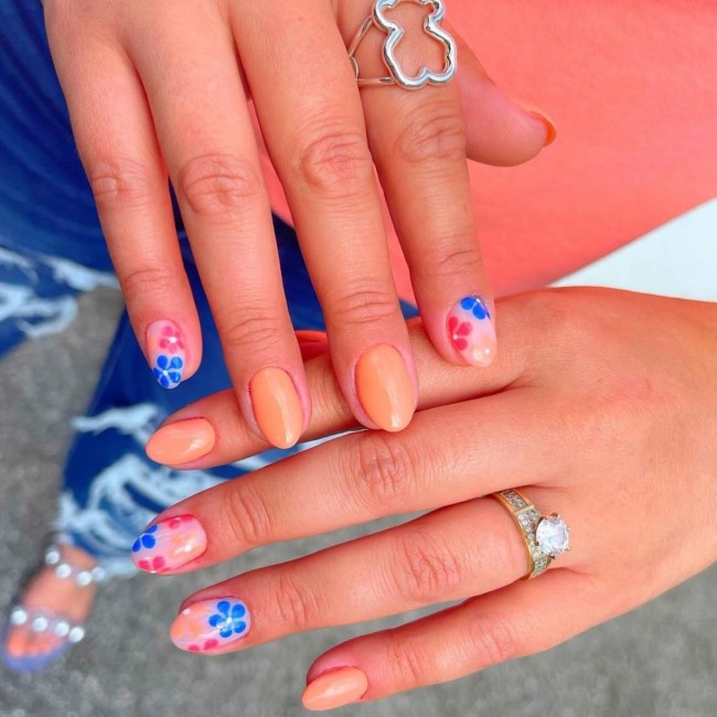 30 Mix and Match Short Nail Ideas — Flower and Peach Nail Art