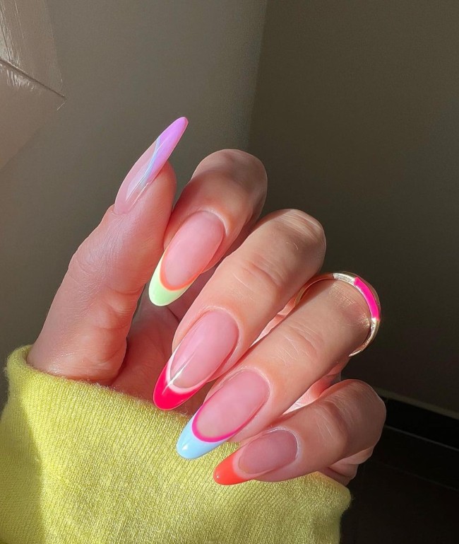 spring nail designs 2022, spring nail ideas, spring nail colors, 2022 spring nail colors, spring nail colors for pale skin, spring nail art, spring nail art 2022, nail art designs 2022