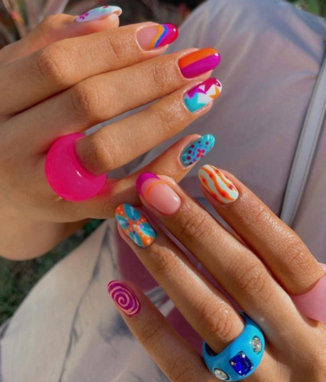 70 Pretty Nails That Are Appropriate To Wear in Summer — Mix and Match Vibrant Nails