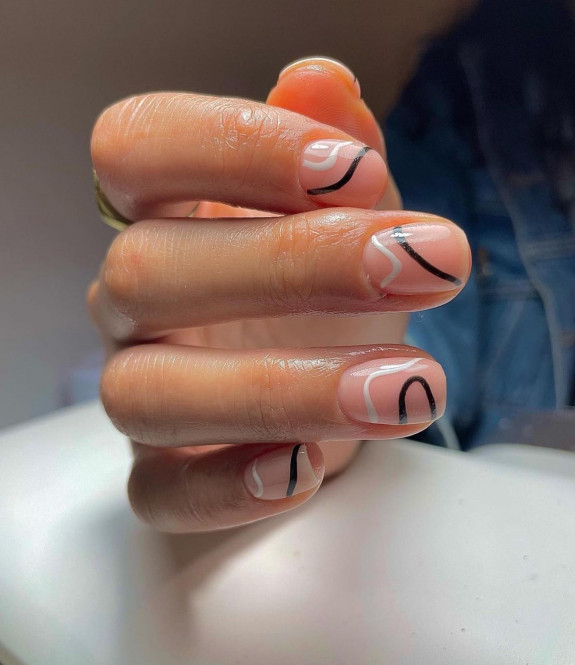 30 Spring Minimalist Nails — Black and White Swirl Short Nails