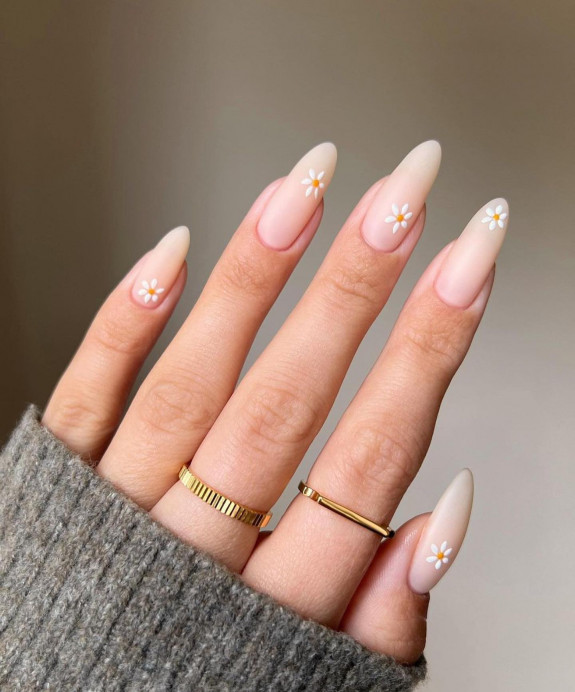 30 Spring Minimalist Nails — Daisy Matte Almond Nails