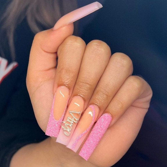 50 Best Prom Nail Designs — Textured Shimmery Pink Nails