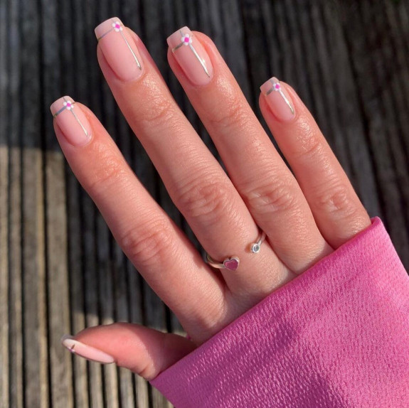 54 Cute Tapered Square Nails — Natural Nails with Flower Accents