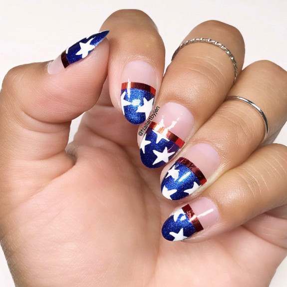 30+ Patriotic 4th of July Nail Art Ideas — White Star Blue Tip Nails