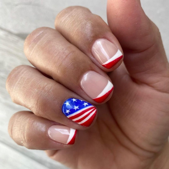 30+ Patriotic 4th of July Nail Art Ideas — Red and White Side French Nails