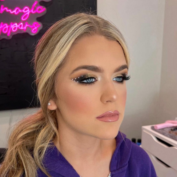 glam prom makeup, soft glam prom makeup, prom makeup looks for blue eyes, prom makeup looks natural, prom makeup 2022, prom makeup for red dress, prom makeup looks for green dress, prom makeup looks, prom makeup ideas