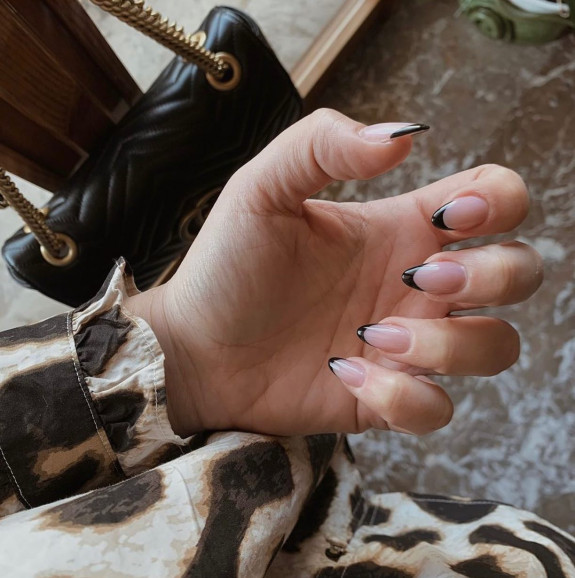 40+ Black French Tip Nails — Black Tip Almond Nails