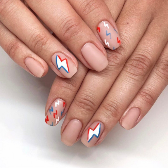 red, white and blue nails, summer nails, 4th of July Nails, patriotic nails, memorial day nails, nails for 4th july, simple red and blue nails, red white and blue ombre nails, july nails, independent day nails, 4th of july day nail designs, patriotic nail designs, patriotic nails 2022