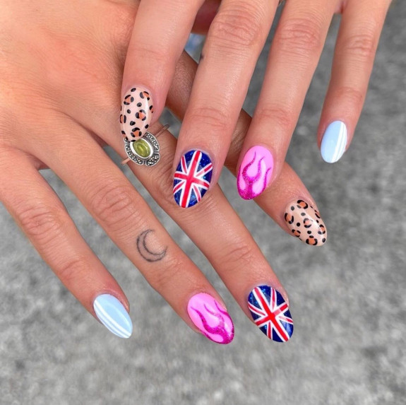 40+ Cute Short Nail Designs for 2022 — Spice Girl Inspired Nails