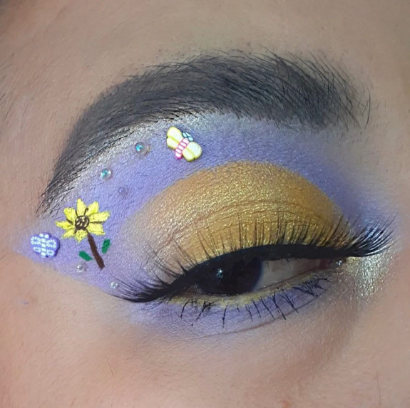 30+ Cute Eye Makeup Looks To Recreate — Flower and Bee Summer Eye Makeup