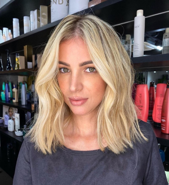 40 Trendy Bob and Lob Haircuts — Blonde Textured Lob Haircut