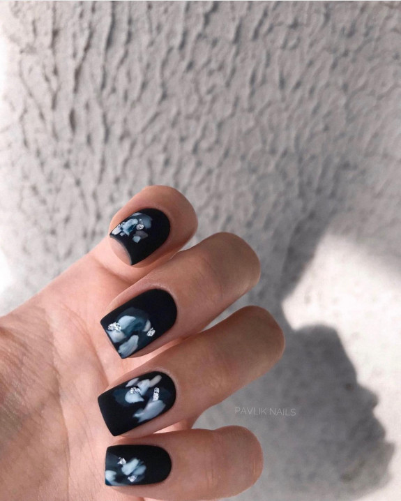 60+ Charming Black Nail Ideas — Black Nails with Smokey Details