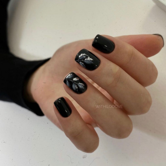 60+ Charming Black Nail Ideas — Leaf & Silver Flake Black Nails