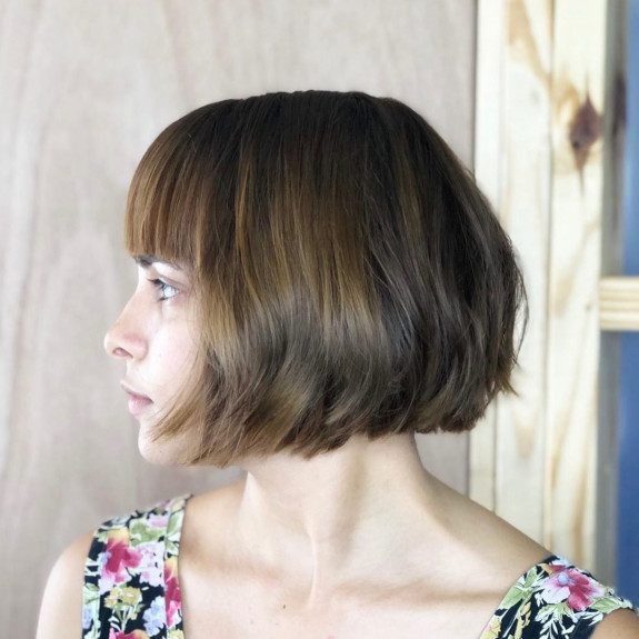 41 Cute French Bob Haircuts — Subtle Caramel French Bob