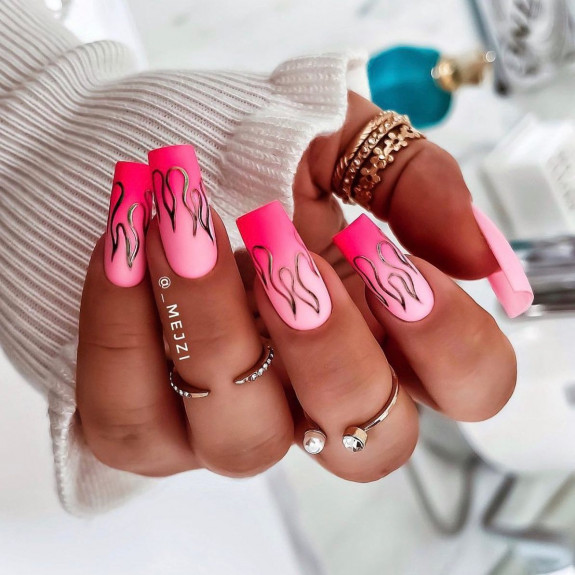 50+ Jaw-Dropping Hot Pink Nails For Summer — Gold Outline Hot Flame Ombre Hot Pink Nails