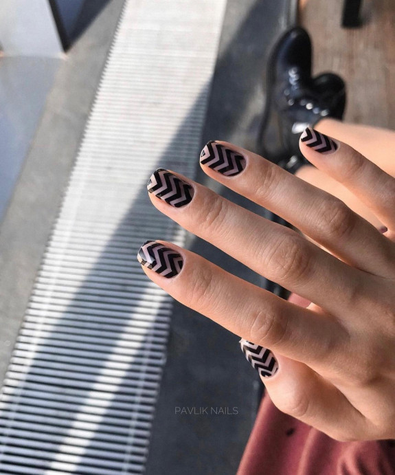 60+ Charming Black Nail Ideas — Black Zig Zag Sheer Nails