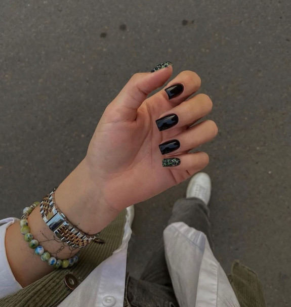 60+ Charming Black Nail Ideas — Black Leopard + Black Nails