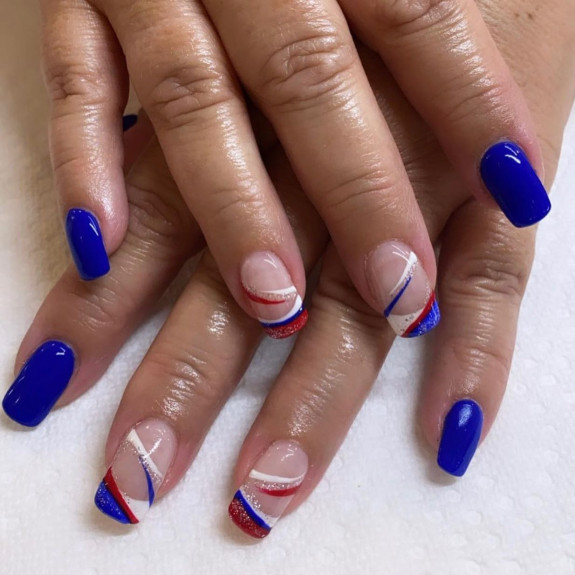 39 Best 4th Of July Nails To Rock The Day — Blue and Red Patriotic Nail Art