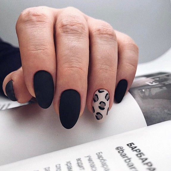 60+ Charming Black Nail Ideas — Cheetah + Matte Black Nails