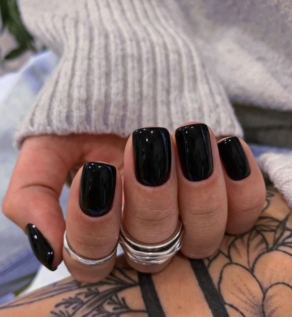 60+ Charming Black Nail Ideas — Black Square Nails