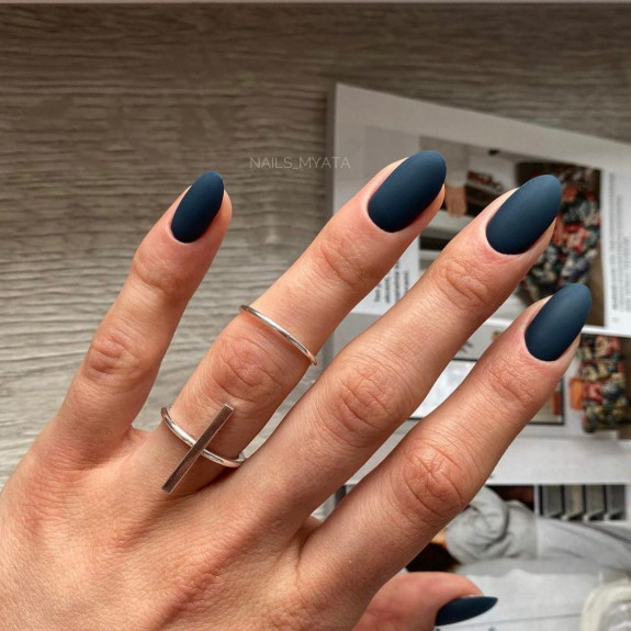 60+ Charming Black Nail Ideas — Matte Black Oval Nails