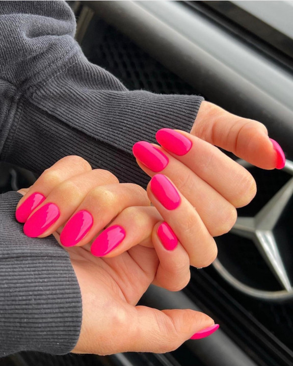 50+ Jaw-Dropping Hot Pink Nails For Summer — Glossy Hot Pink Nails