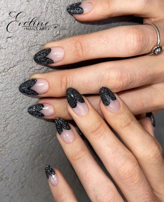 60+ Charming Black Nail Ideas — Shimmery Black Heart Tip Nails