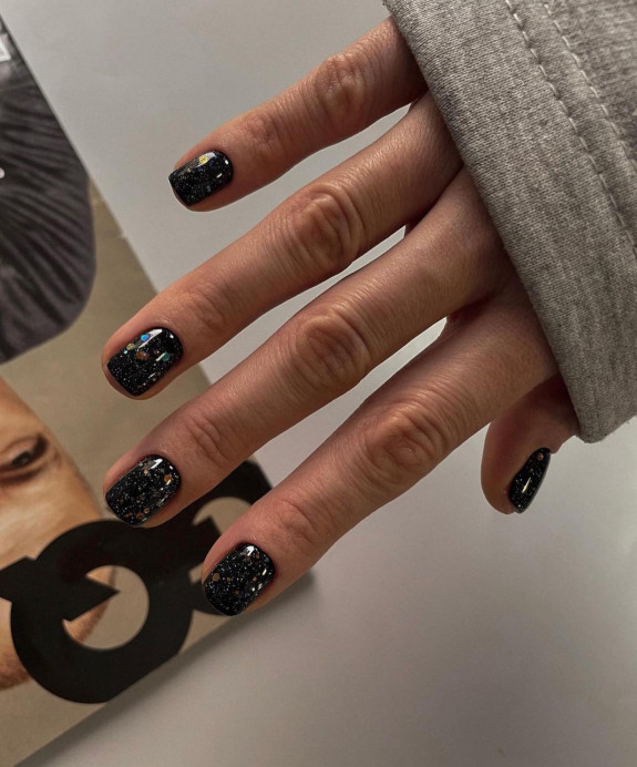 60+ Charming Black Nail Ideas — Confetti Black Short Nails