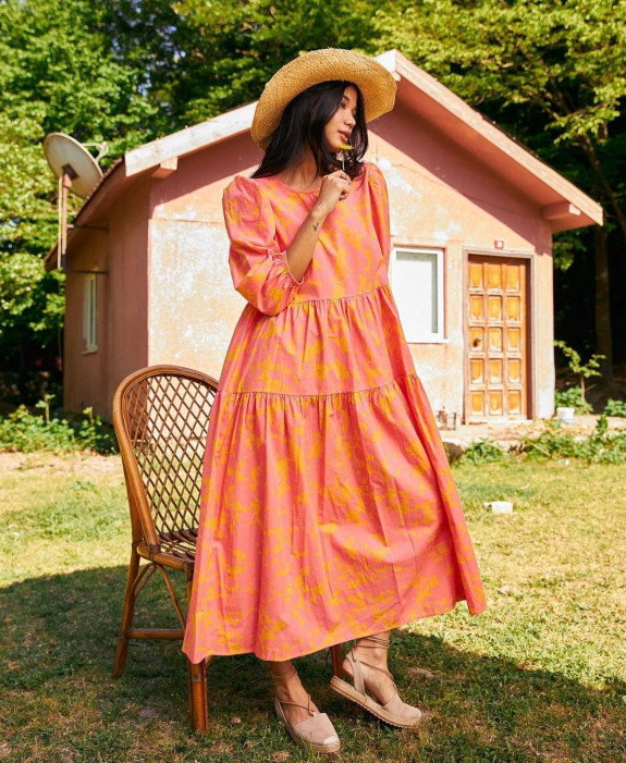 50 Cute Summer Dress Ideas to Wear in 2022 — Orange Midi Dress