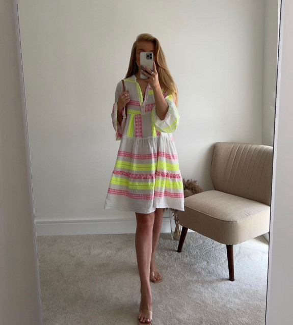 50 Cute Summer Dress Ideas to Wear in 2022 — Pink and Yellow Embellishment White Dress