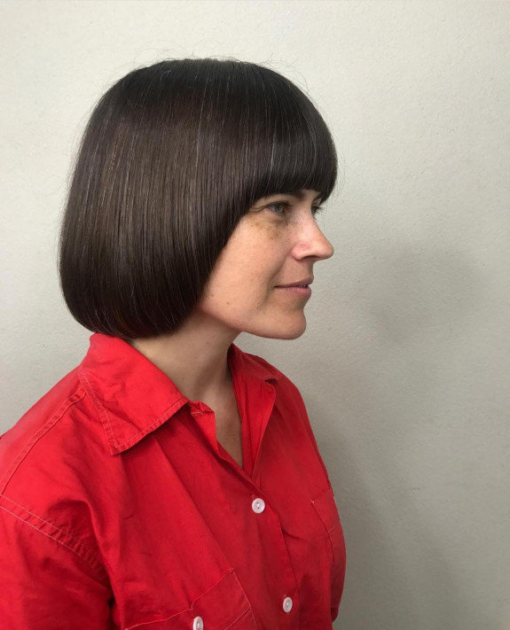 pageboy haircut 2022, shaggy pageboy haircut, messy pageboy haircut, pageboy haircut 1950s, pageboy haircut with bangs, 80s pageboy haircut, pageboy haircut 1970s, pageboy haircut 1940s, pageboy haircut images, popular haircut for women, halo haircut, vintage haircut ideas, vintage haircut with bangs